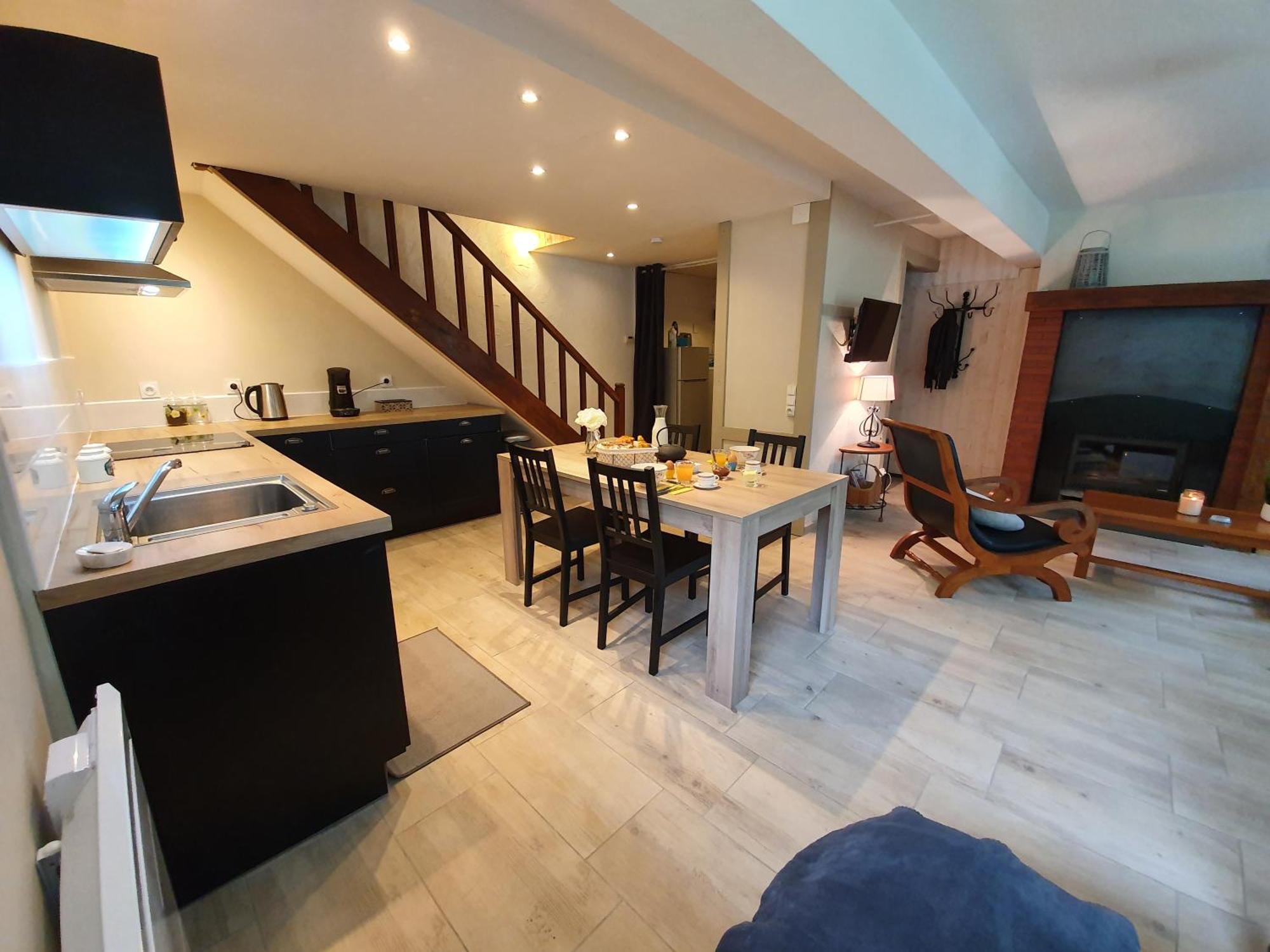 Gite Confortable Avec Spa Prive Et Confort Moderne Pont-de-Larn 外观 照片